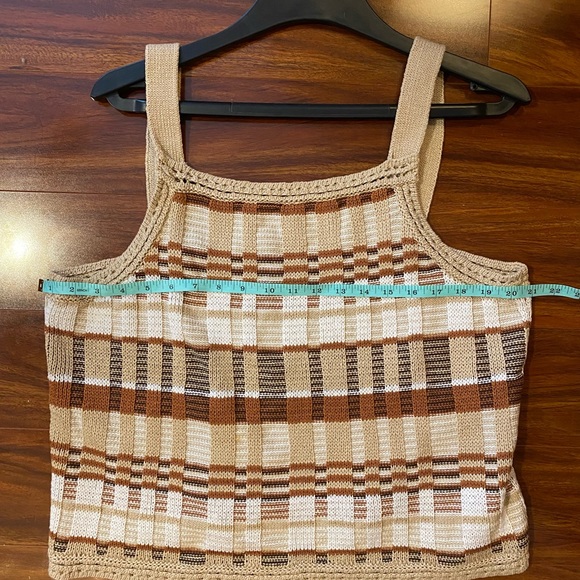 Banana Republic Cotton Beige and Brown Checkered Crochet Knit Top size XL - Picture 9 of 10
